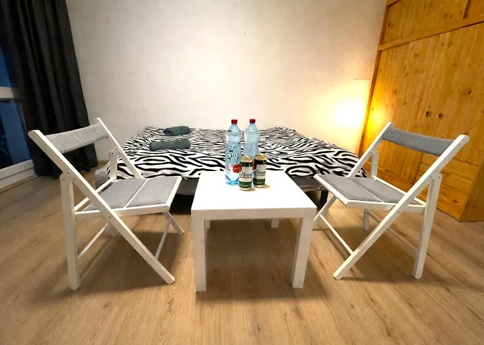 Panoramic Floor Flat Across The Metro Daire *