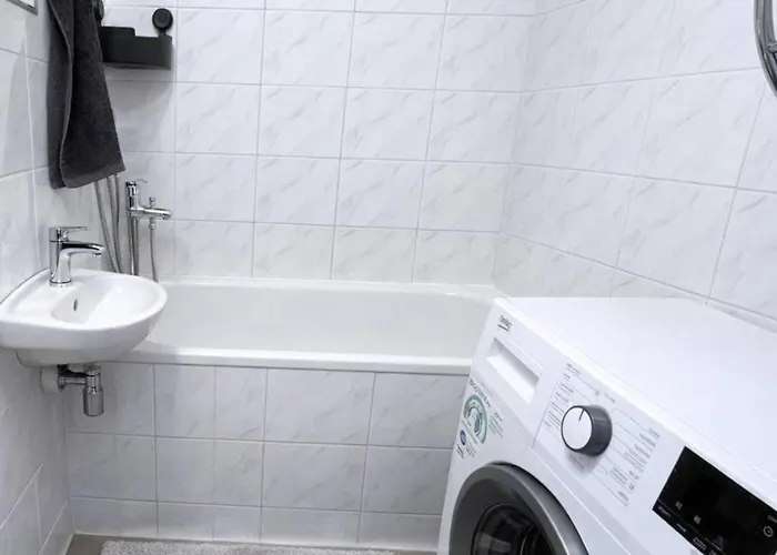 Panoramic Floor Flat Across The Metro Daire *